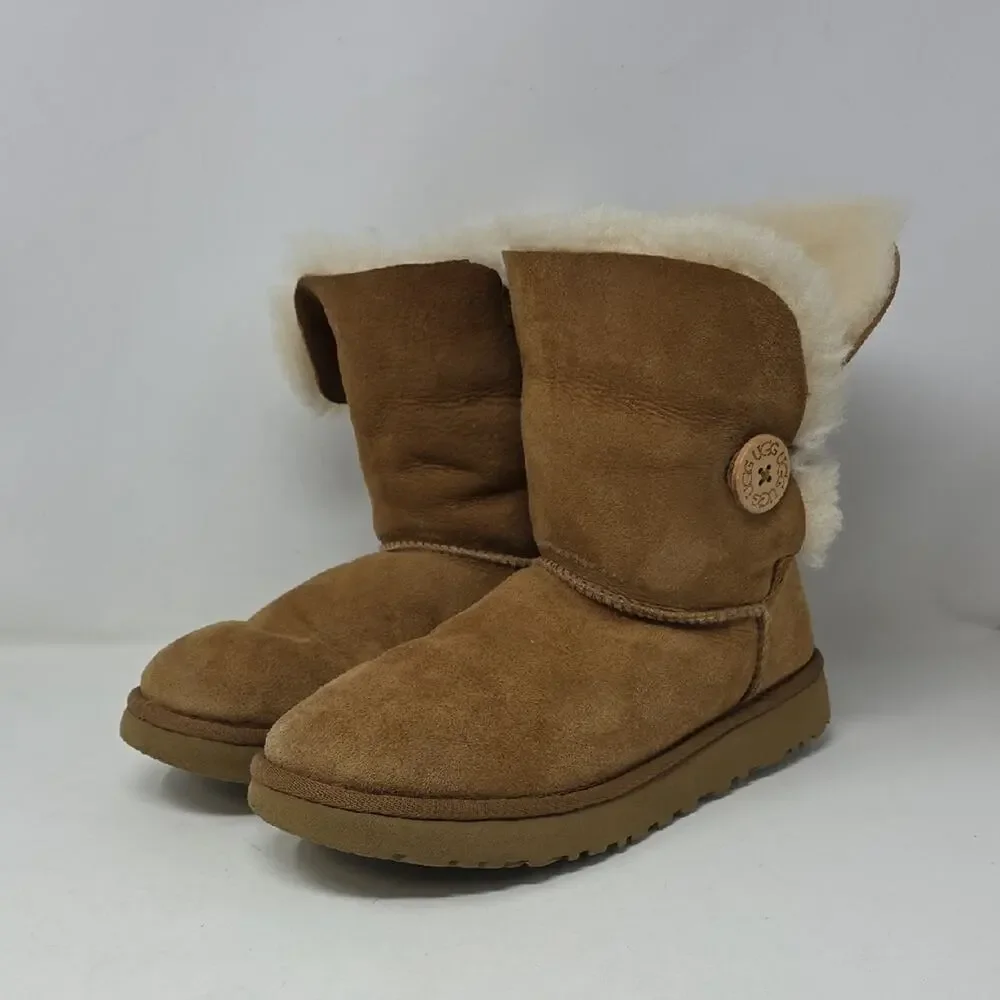 UGG Tan Shearling Winter Boots Size 9
